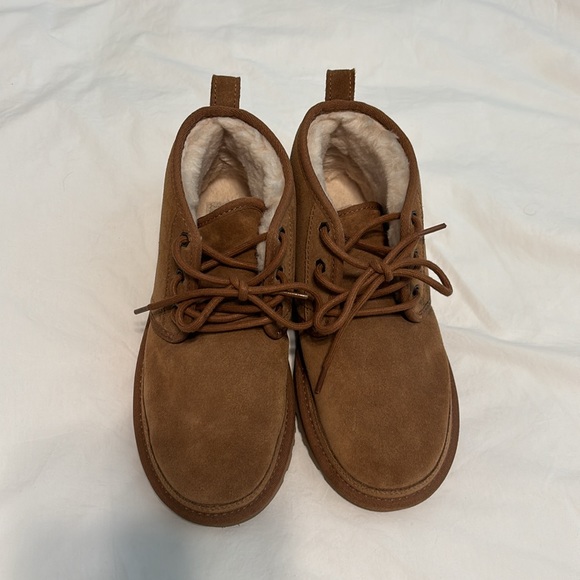 UGG Chestnut Suede Shearling-Lined Lace-Up Ankle Booties - Picture 2 of 7